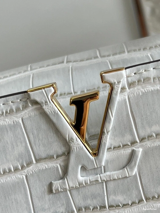 VUITTON LOUIS CAPUCINES BB 0801